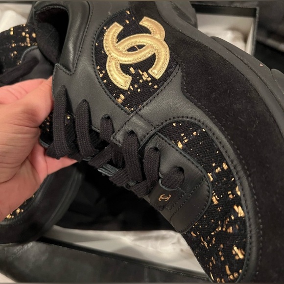 Chanel interlocking sneakers - Picture 9 of 9